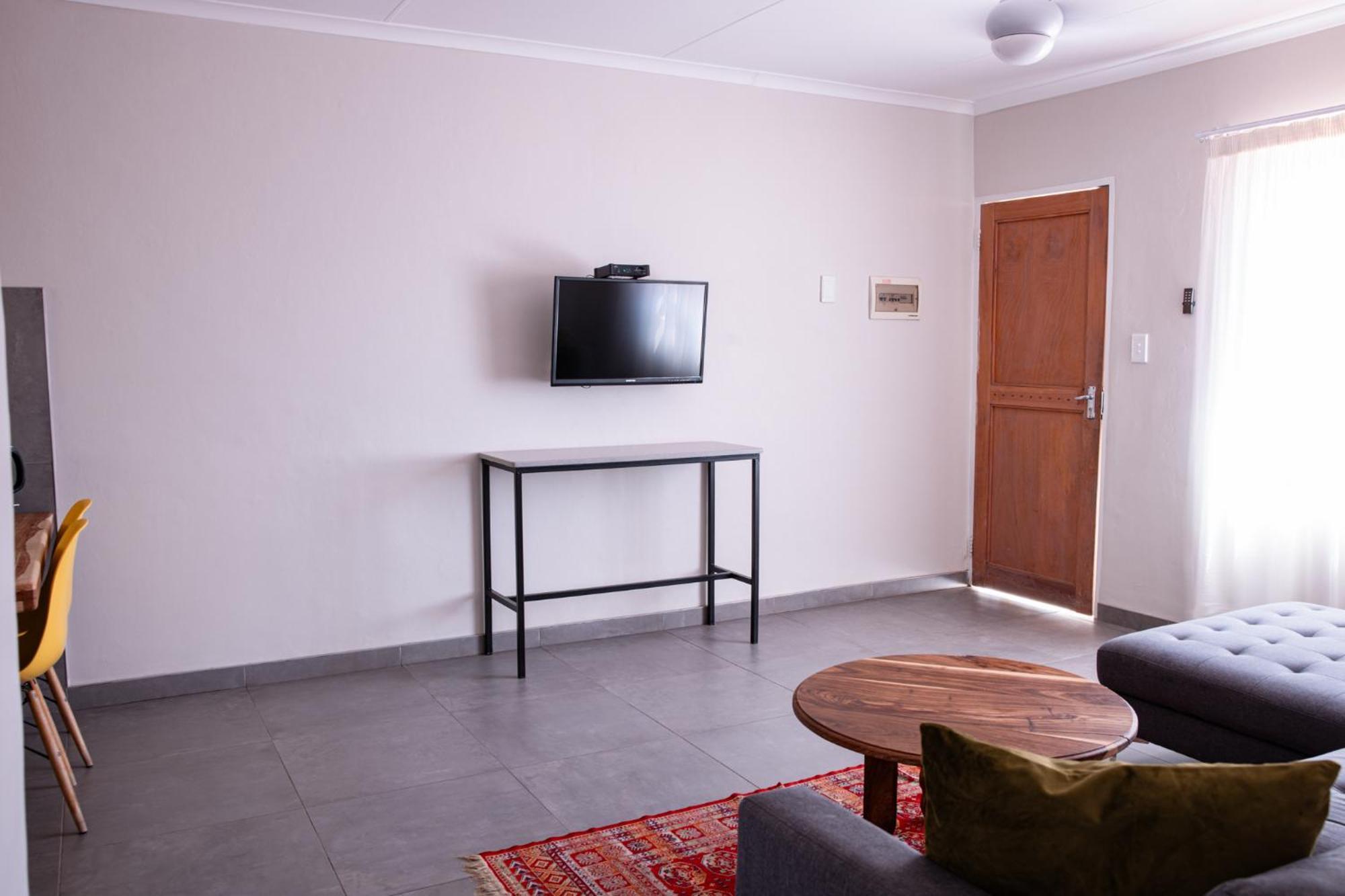 Emerald Bed&Breakfast Windhoek Extérieur photo