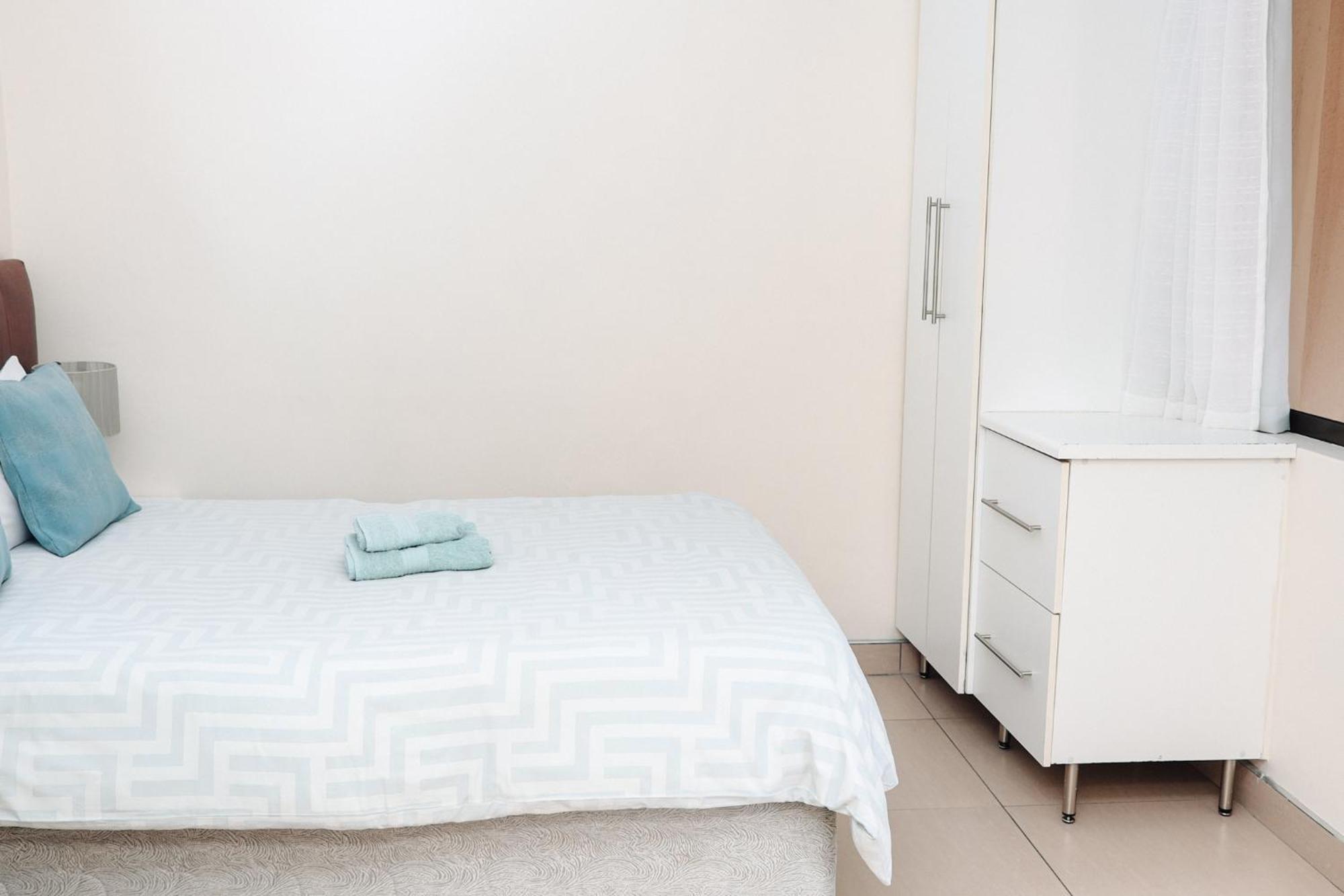 Emerald Bed&Breakfast Windhoek Extérieur photo