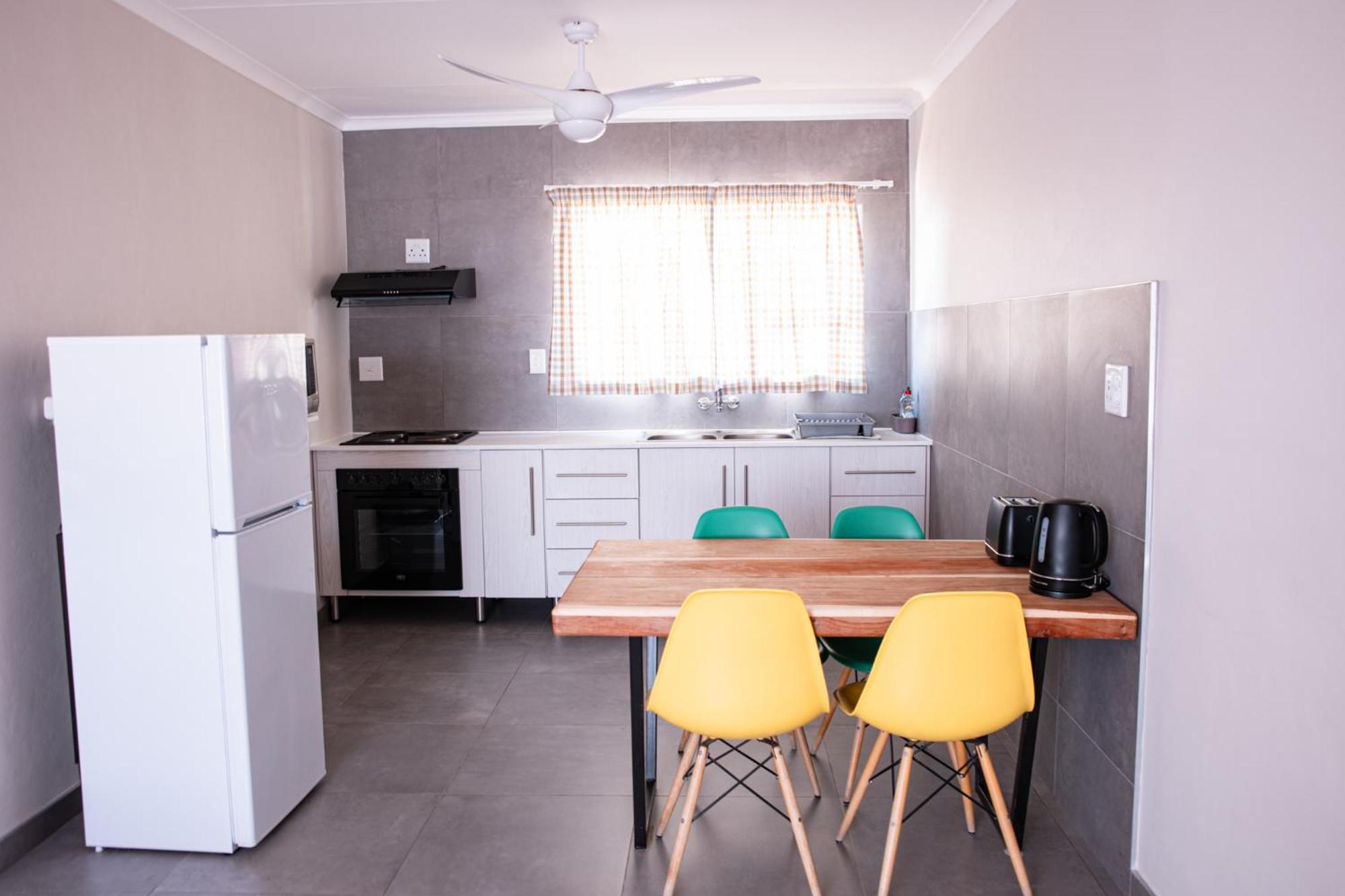 Emerald Bed&Breakfast Windhoek Extérieur photo