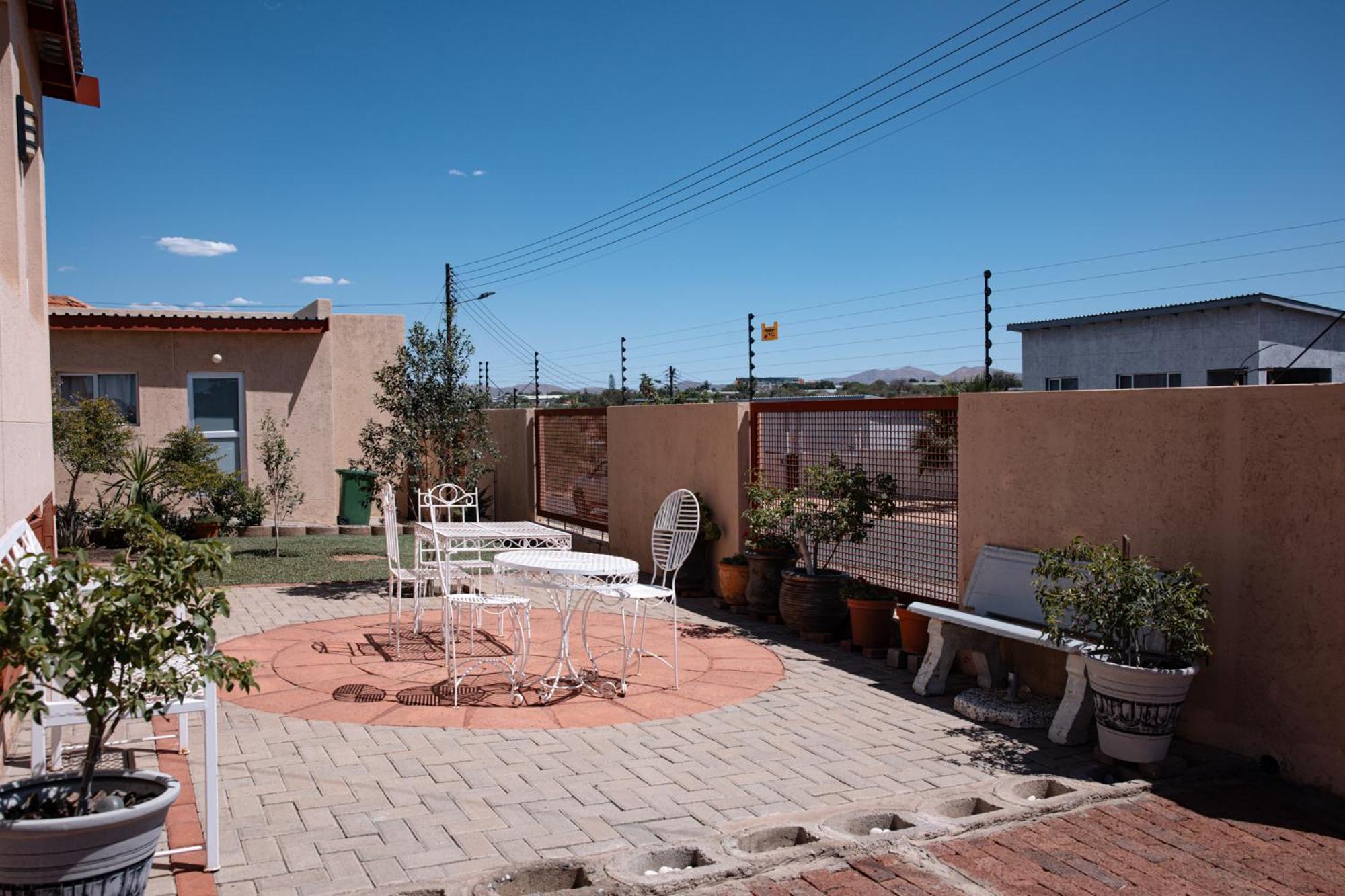 Emerald Bed&Breakfast Windhoek Extérieur photo