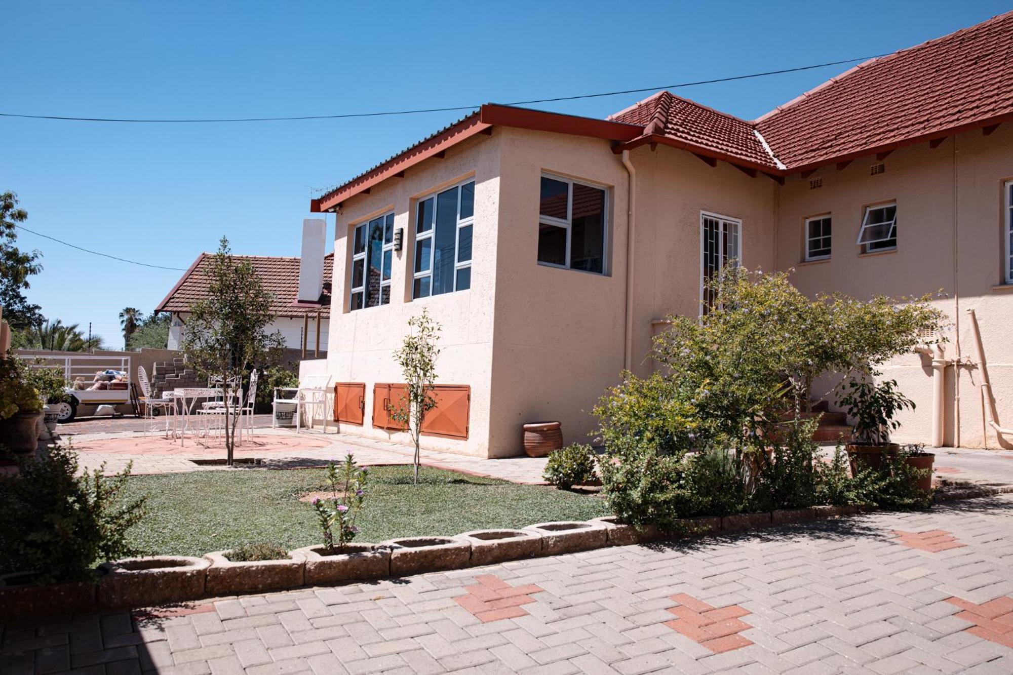 Emerald Bed&Breakfast Windhoek Extérieur photo